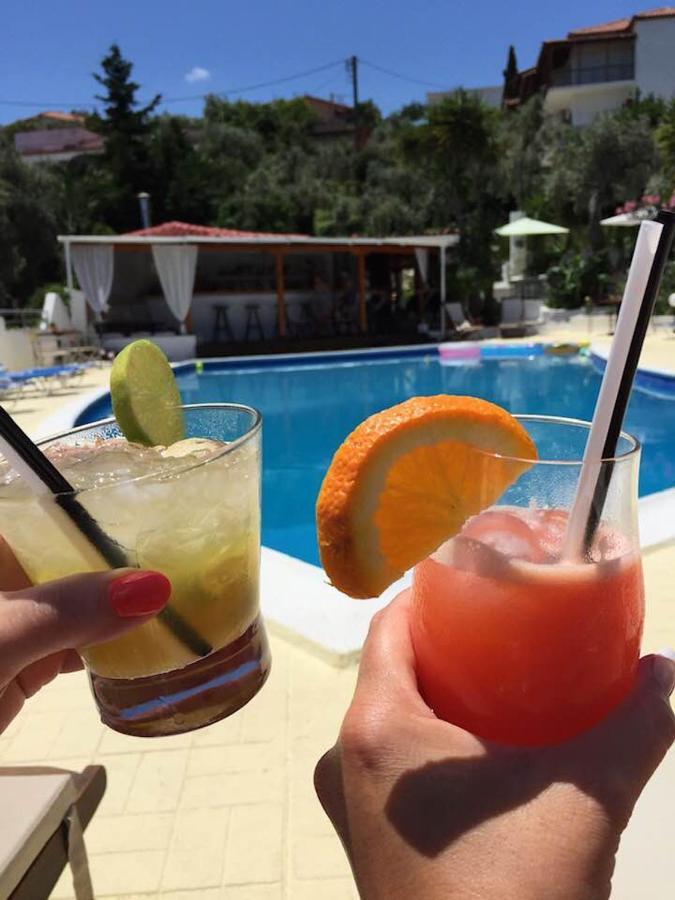 Villa Ftelia Skiathos stad Exteriör bild