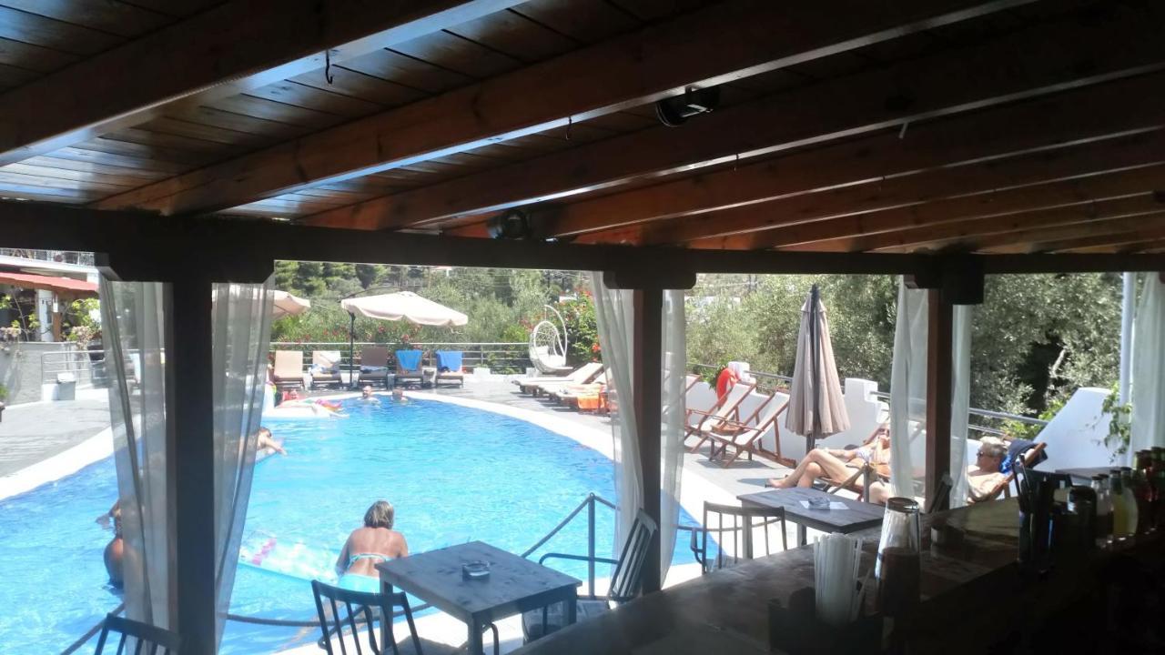 Villa Ftelia Skiathos stad Exteriör bild